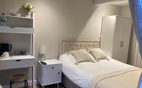 Guest House Paradiso